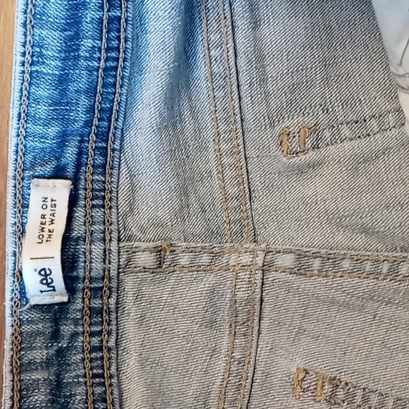 Lee Lower on the Waist Cropped Jeans Size 4M - Picture 3 of 3